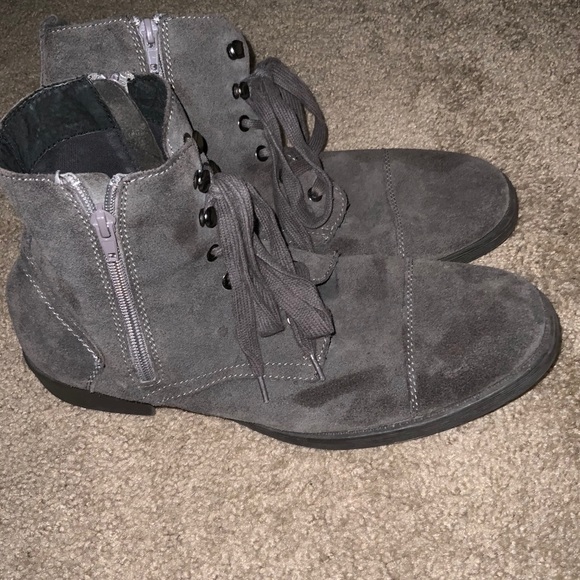 Gray suede Express men’s boots size 10